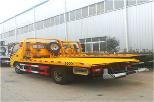 渝水区附近拖车救援搭电